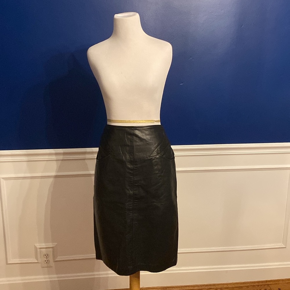 Leather straight lined skirt by Evan Arpelli